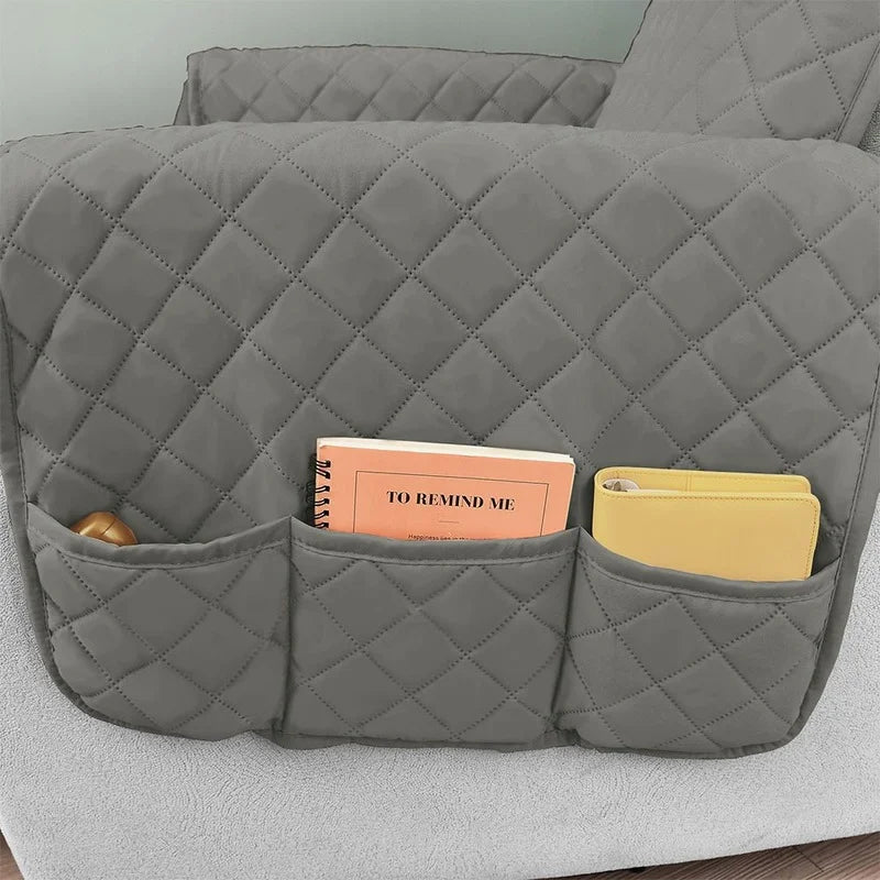 "Ultimate Comfort and Protection: Quilted Sofa Cover - Perfect for Pets, Kids, and Everyday Use! Prevents Wear and Slips, Secures Your Couch with Style!"