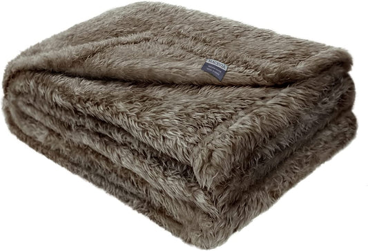 "Cozy Comfort for Your Furry Friend: Luxurious Fluffy Fleece Dog Blankets - Perfect for All Sizes of Dogs and Cats! Keep Your Pet Warm and Snuggled on Beds, Couches, Sofas, and Even While Traveling! Available in Stylish Taupe, 40X60 Inch Size."