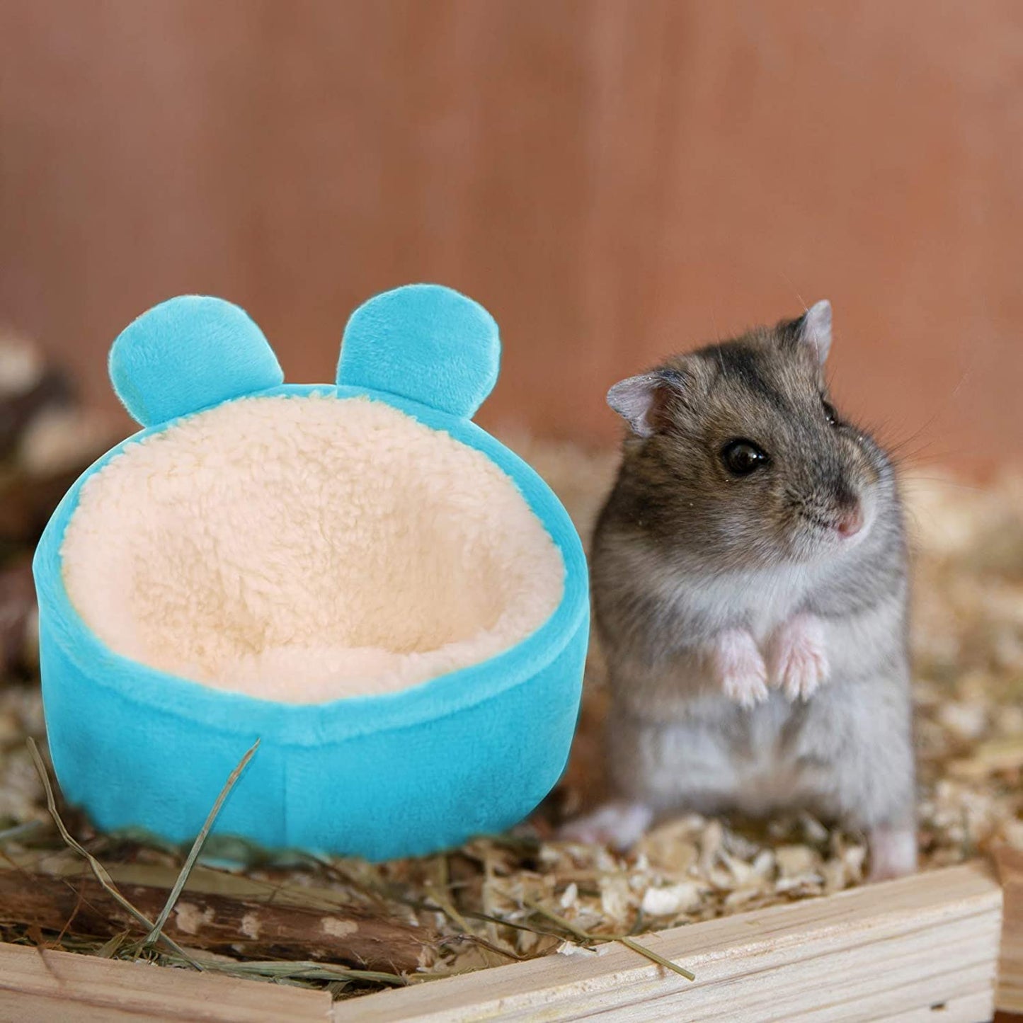 "Cozy Blue Hamster Mini Bed: The Perfect Nest for Small Pets, Lightweight and Warm, Ideal Cage Accessory for Dwarf Hamsters"